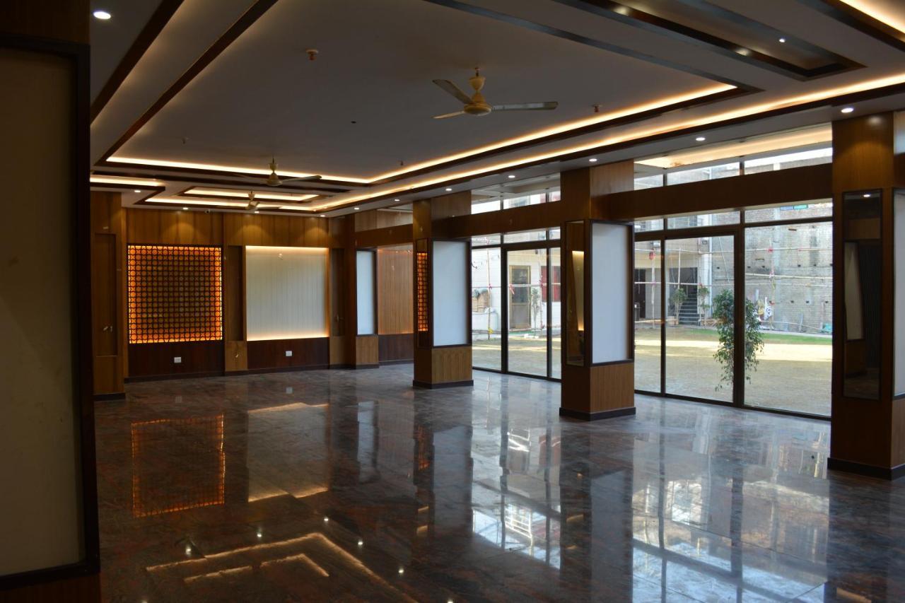 JJK Rukmini Vilas Hotel&Banquet Muzaffarpur Exterior foto