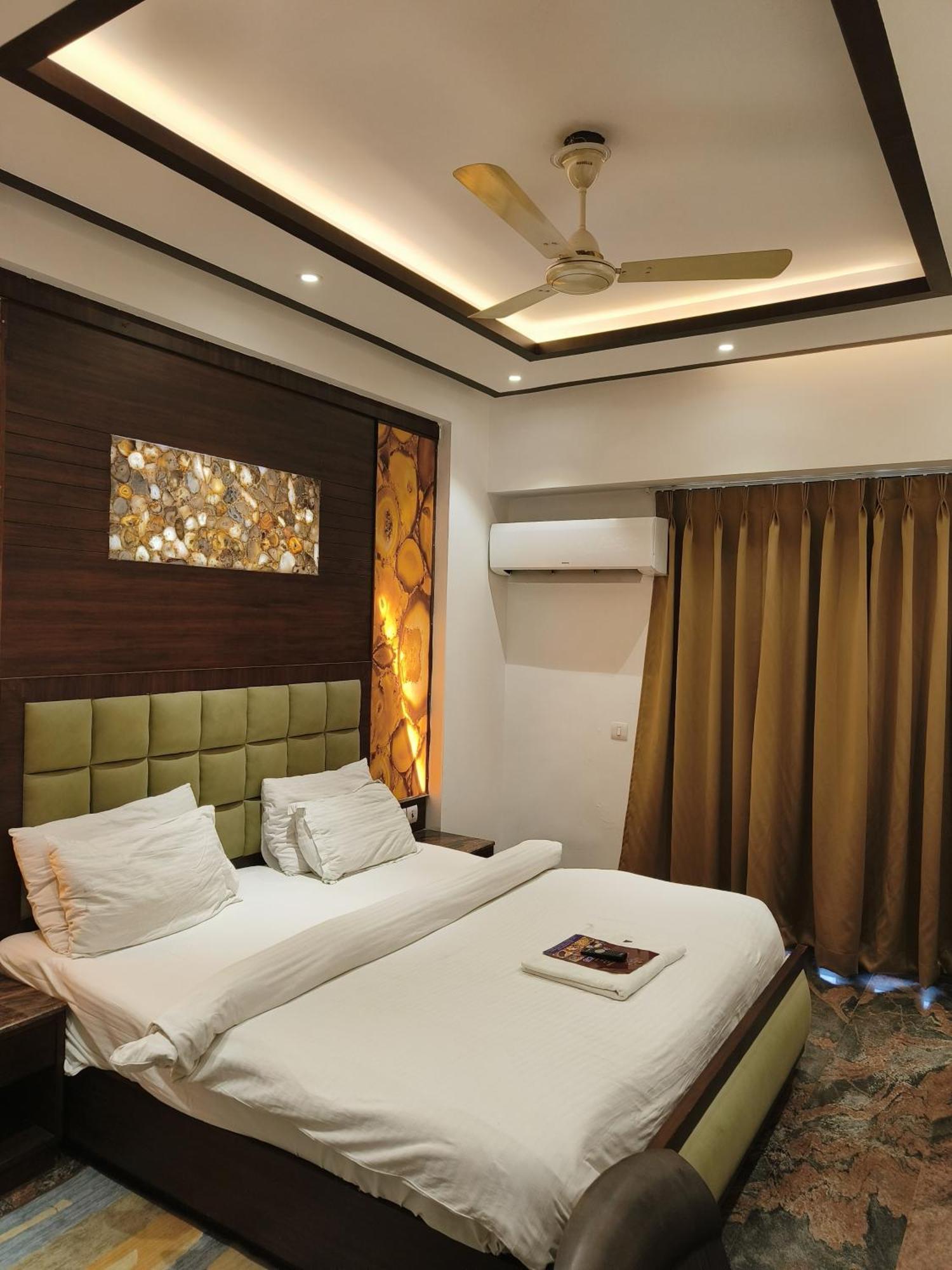 JJK Rukmini Vilas Hotel&Banquet Muzaffarpur Exterior foto