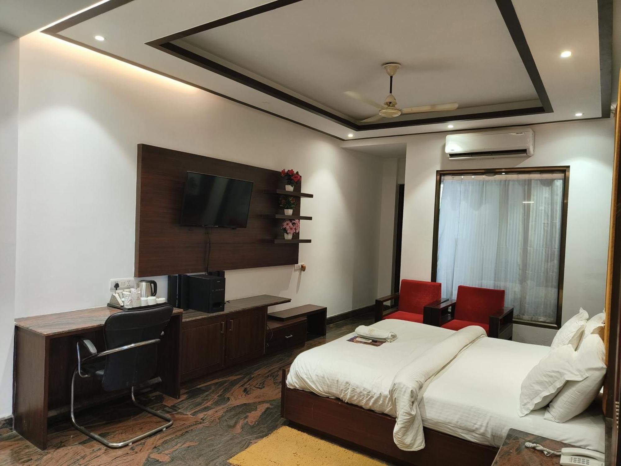 JJK Rukmini Vilas Hotel&Banquet Muzaffarpur Exterior foto