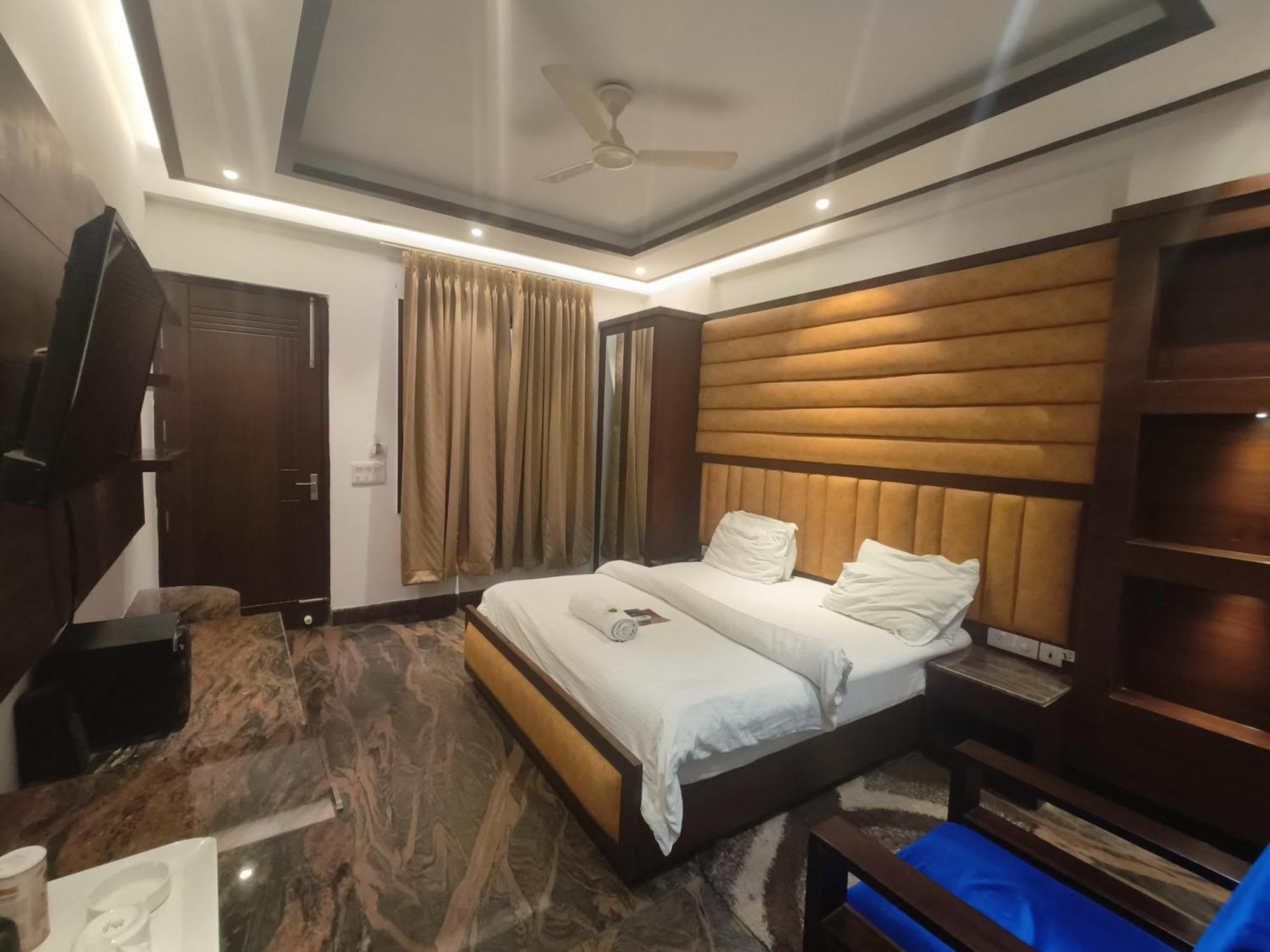 JJK Rukmini Vilas Hotel&Banquet Muzaffarpur Exterior foto
