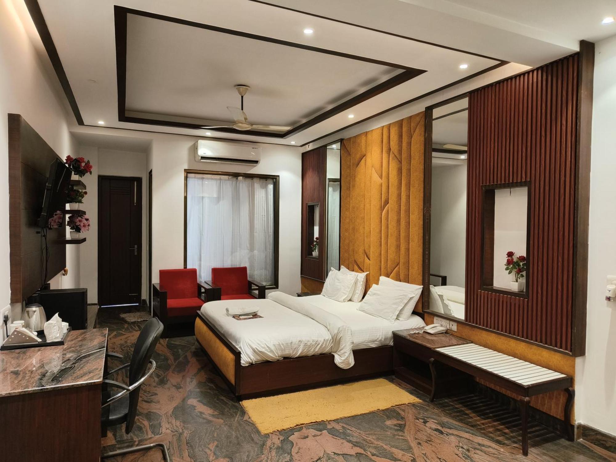 JJK Rukmini Vilas Hotel&Banquet Muzaffarpur Exterior foto
